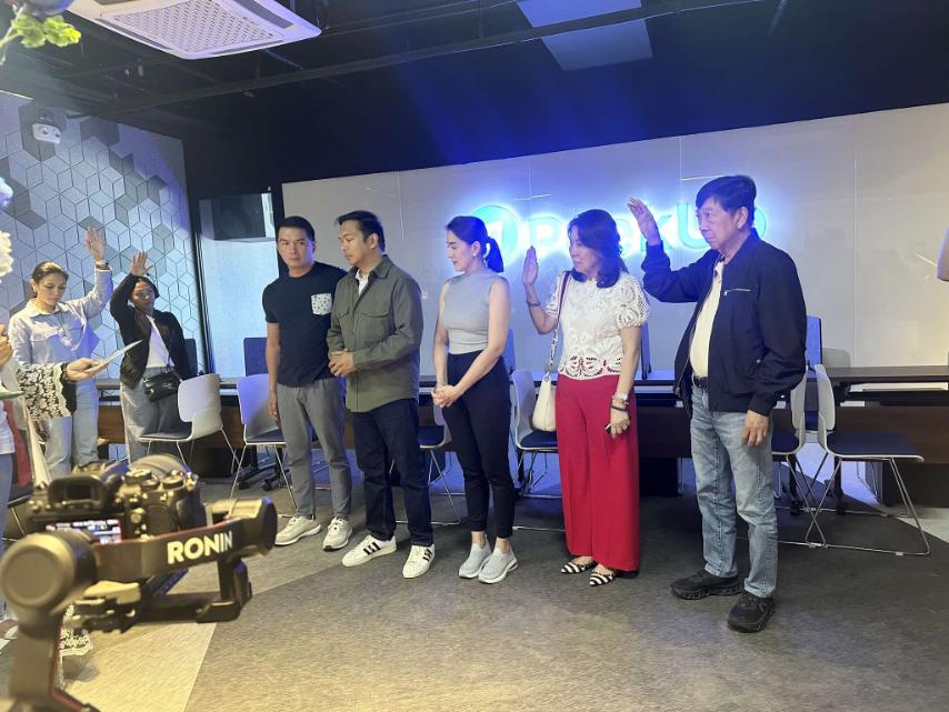 Pinoy-owned ride-hailing app PeekUp launched its Executive Rides service at NAIA Terminal 1