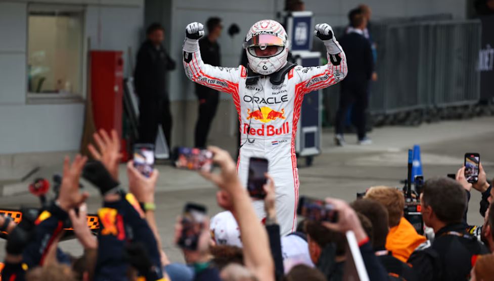 Verstappen wins F1 Japanese GP ahead of Norris, Piastri
